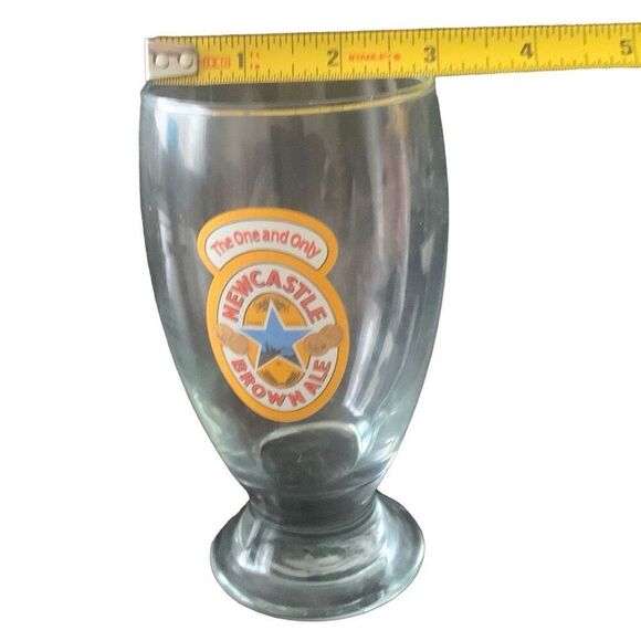 Pre Owned NewCastle Brown Ale Sip in Style with the One and Only Tulip Gobblet - Picture 9 of 10